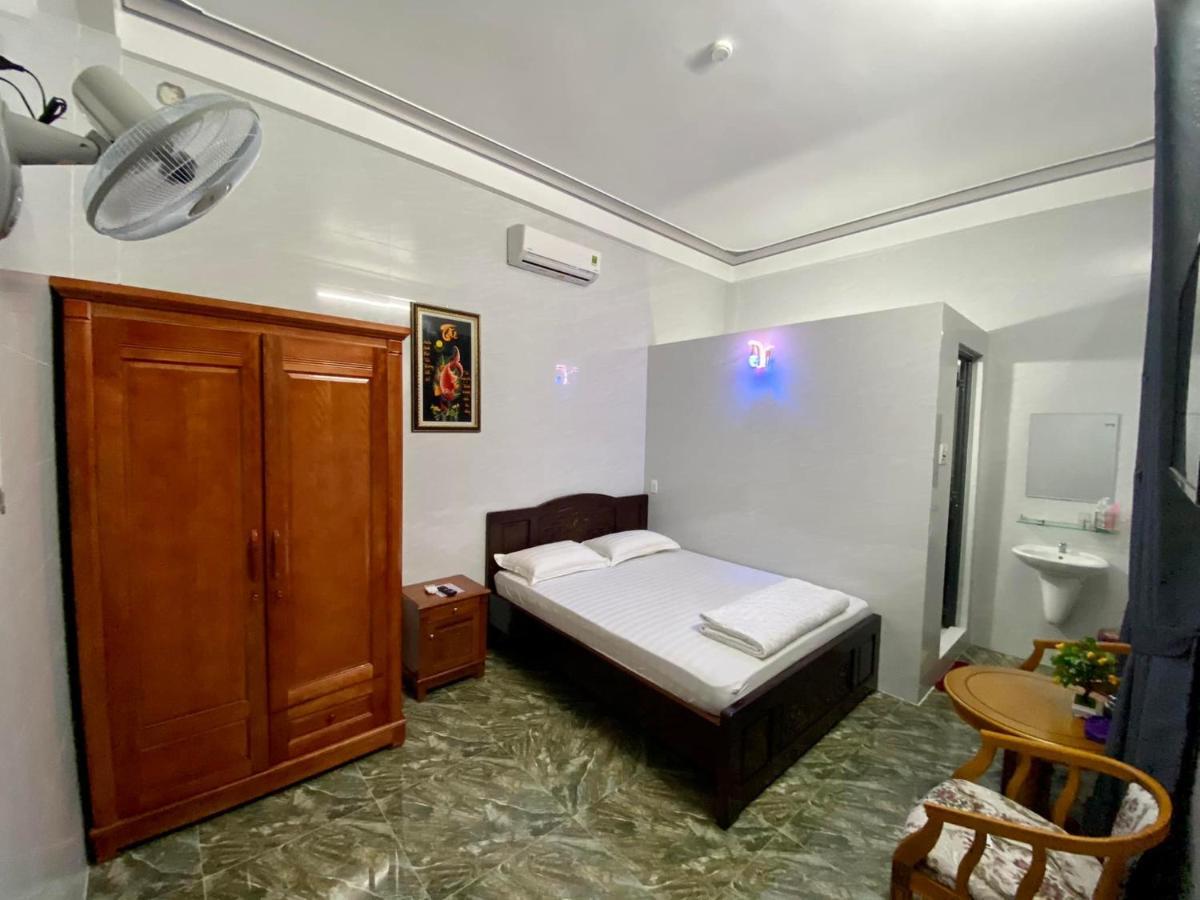 Nhà Nghỉ Duy Tân MOTEL 140 NGUYỄN DU 0353007568 Quảng Ngãi Exterior foto